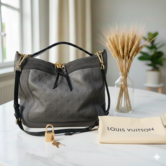 Louis Vuitton Audacieuse MM - Picture 4 of 16